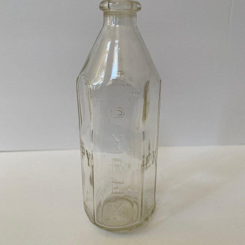 Pyrex Vintage Antique Glass baby Bottle Collectors